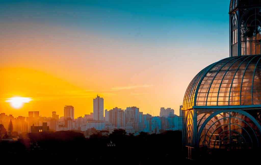 Jardim Botânico de Curitiba ao pôr do sol