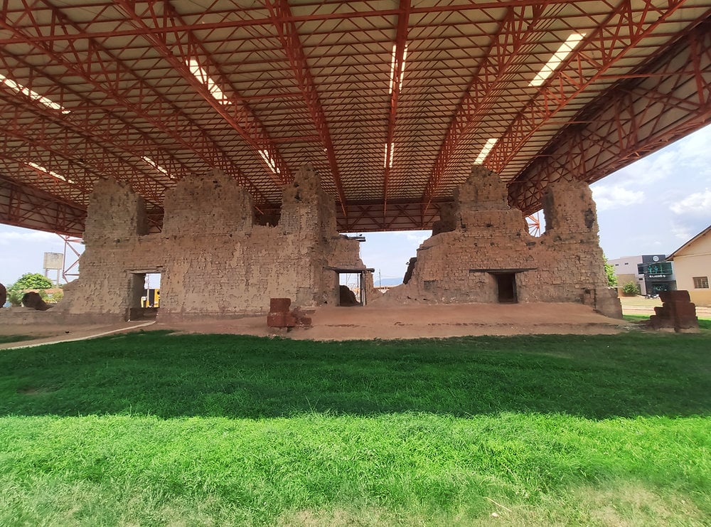 Ruínas coloniais no centro histórico de Vila Bela da Santíssima Trindade MT