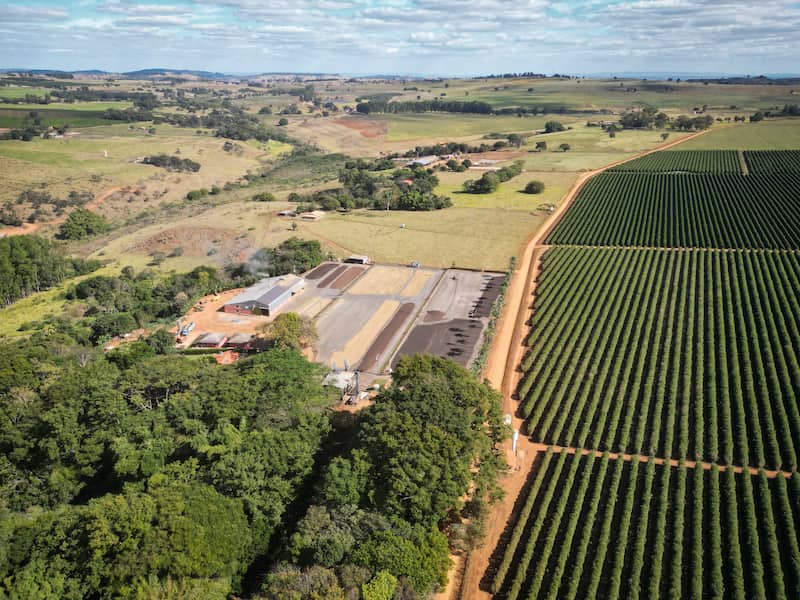 Região do Cerrado com áreas agrícolas, imagem ilustrativa do entorno de Monte Carmelo