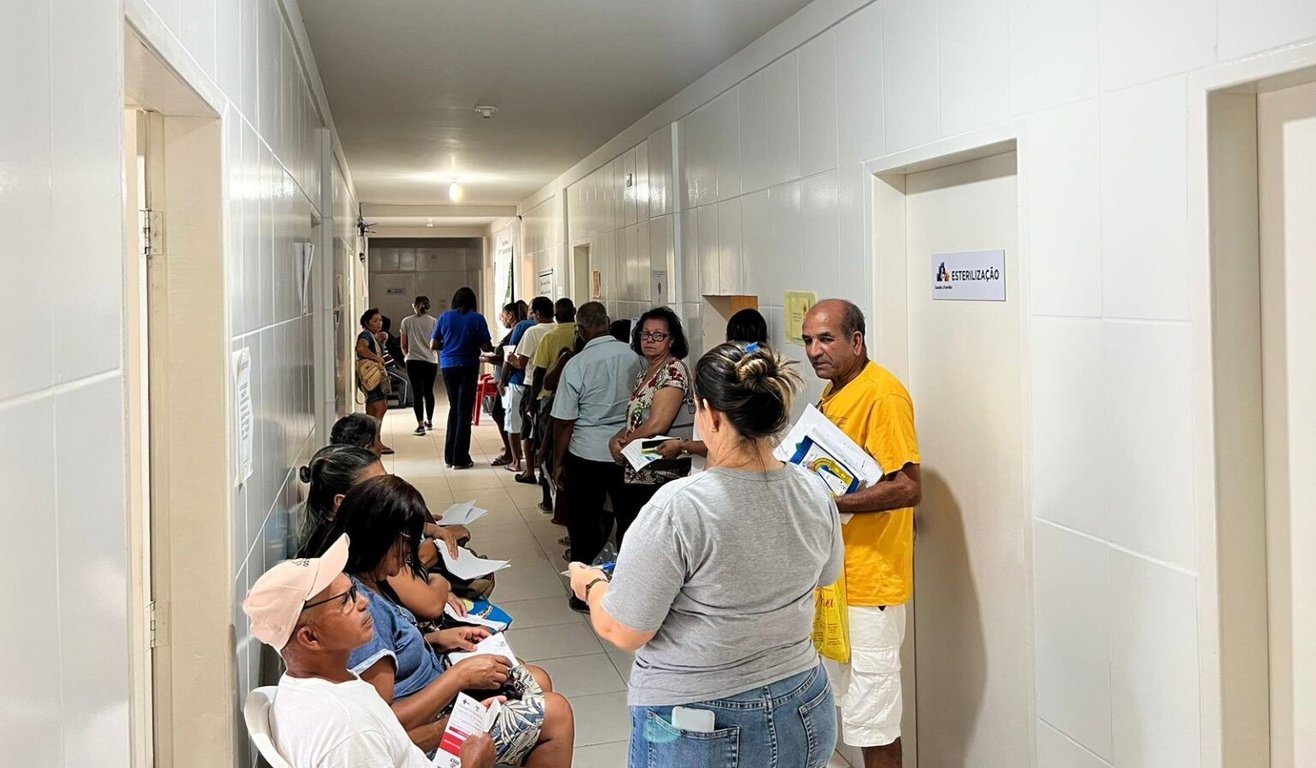 Atendimento em serviço público de saúde