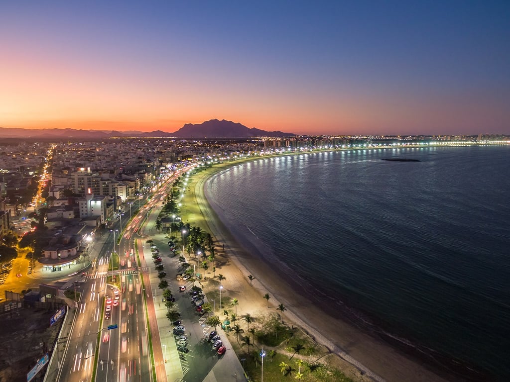 Vista aérea de Vitória ES ao entardecer