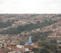 Vista aérea de Capelinha MG, referência no Vale do Jequitinhonha.