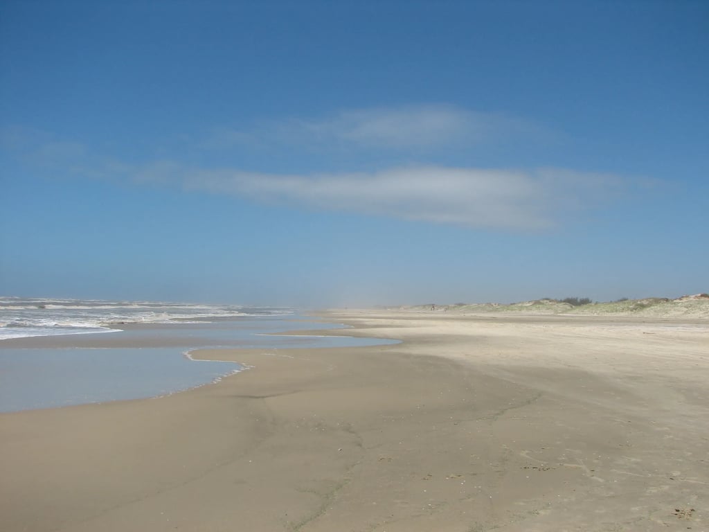 Dunas e orla de Balneário Quintão, Palmares do Sul RS