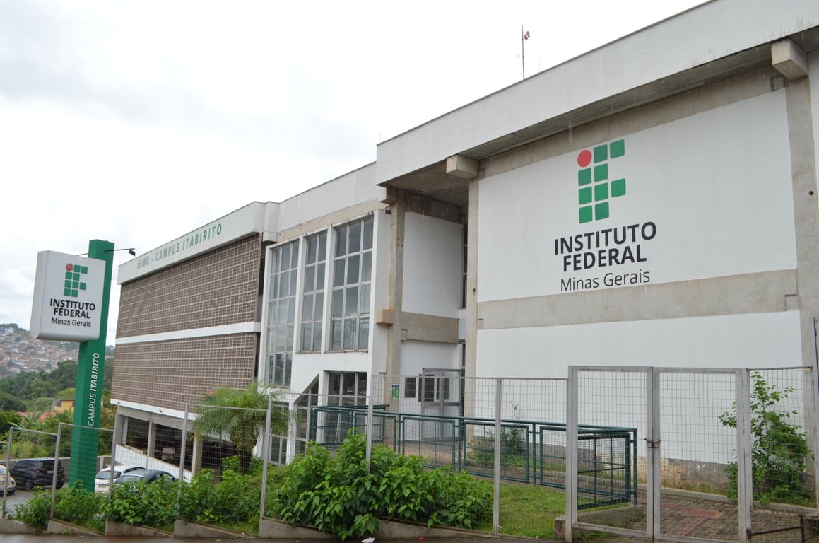 Fachada de unidade do IFMG