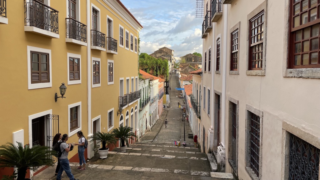 Rua no Centro Histórico de São Luís MA