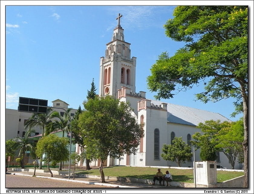 Igreja do Sagrado Coração de Jesus em Restinga Sêca (RS)