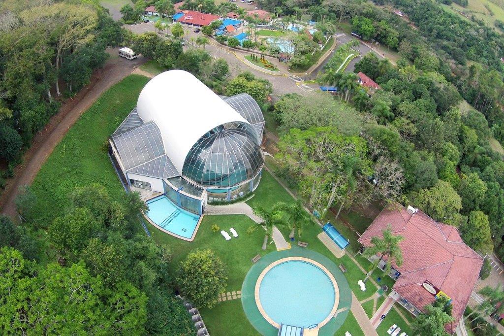 Vista aérea do complexo termal de Piratuba SC