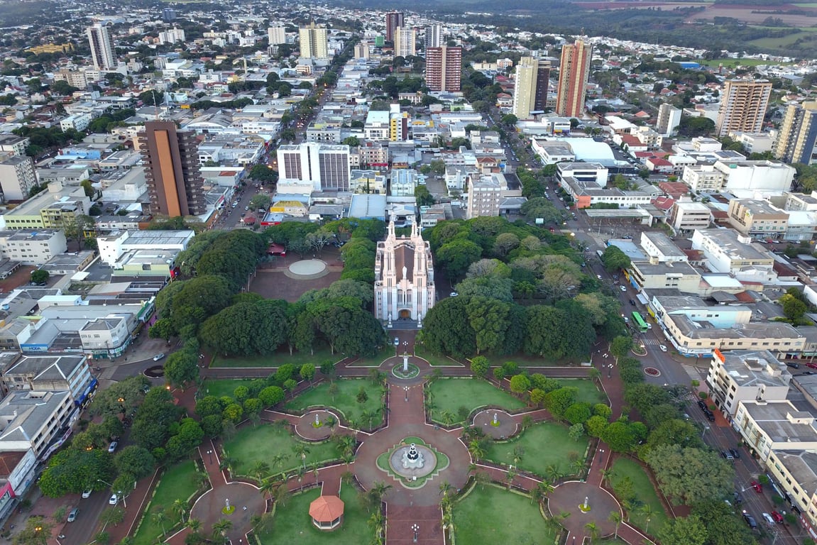 Vista aérea do centro urbano de Campo Mourão PR