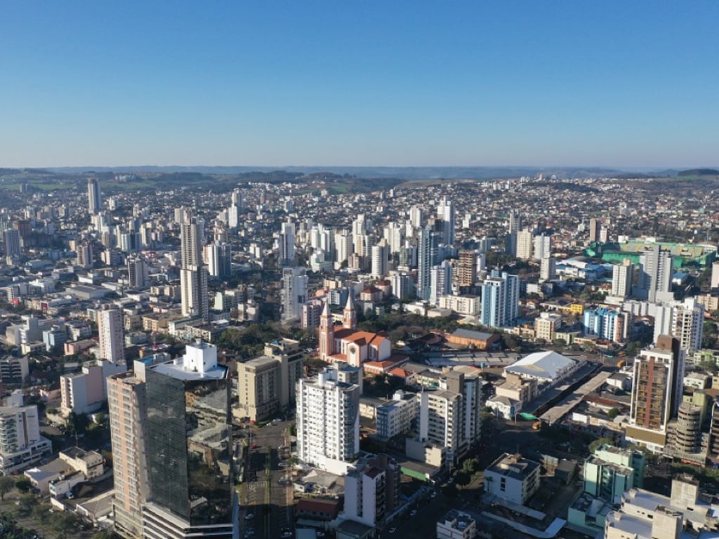 Vista aérea da área central de Chapecó, no Oeste catarinense