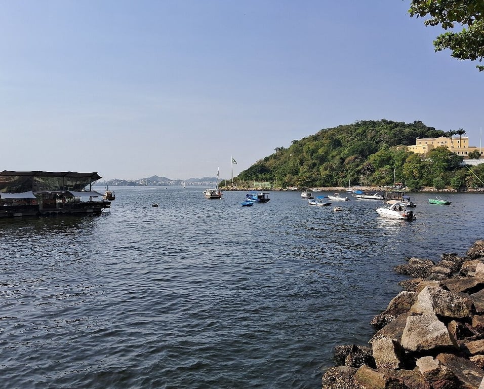 Vista da Urca, bairro com unidades da UNIRIO, no Rio de Janeiro