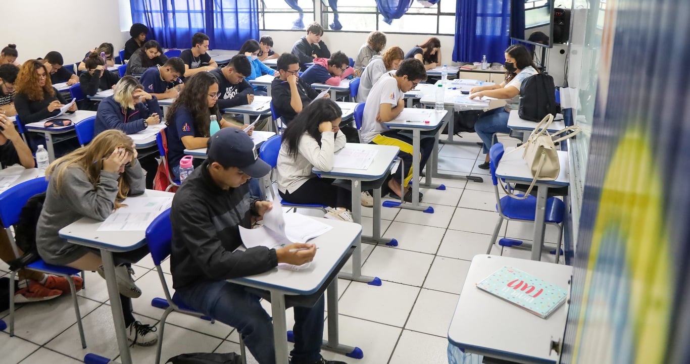 Sala de aula em escola pública do interior