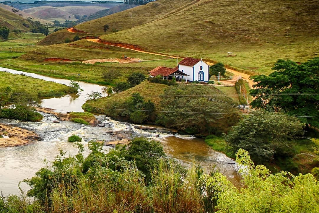 Paisagem do Triângulo Mineiro com vegetação do Cerrado