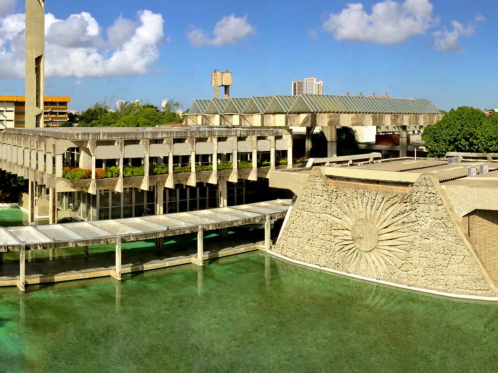 Fachada do ICT Unesp em São José dos Campos