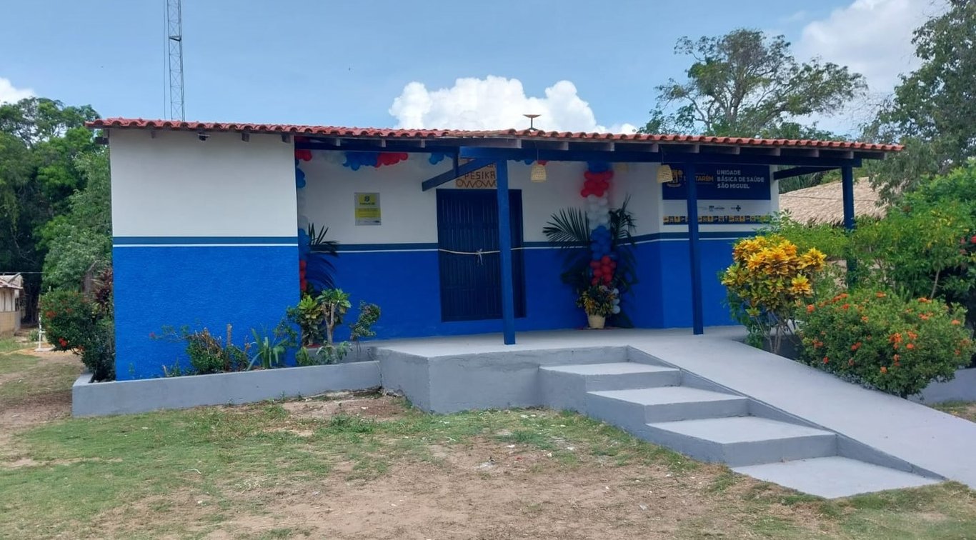 Unidade Básica de Saúde em ambiente urbano-ribeirinho (imagem ilustrativa)