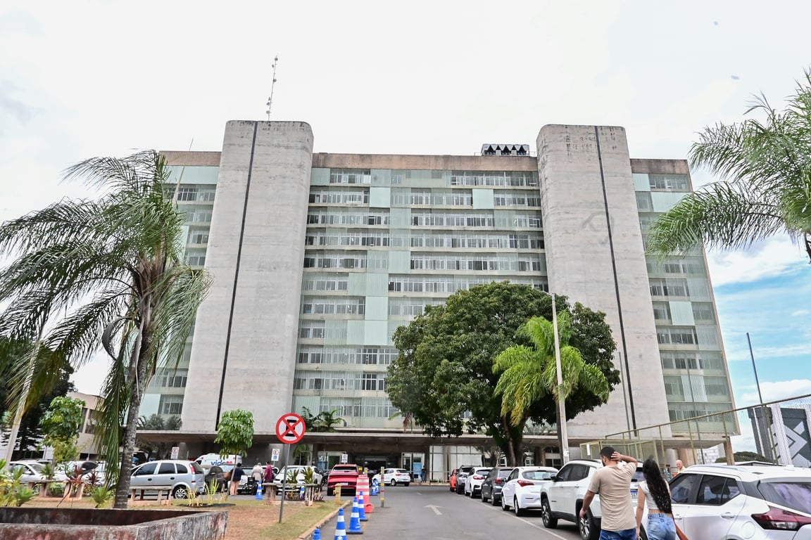 Fachada do Hospital de Base do Distrito Federal