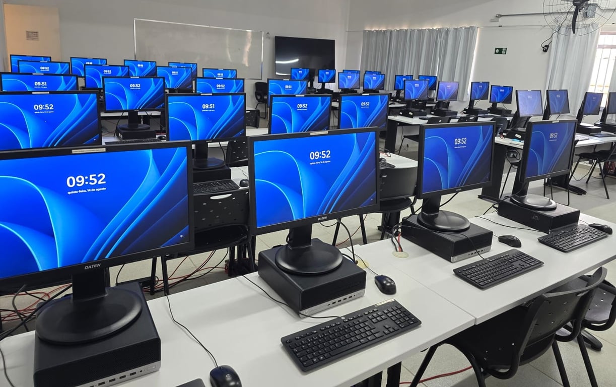 Laboratório de informática voltado à educação técnica