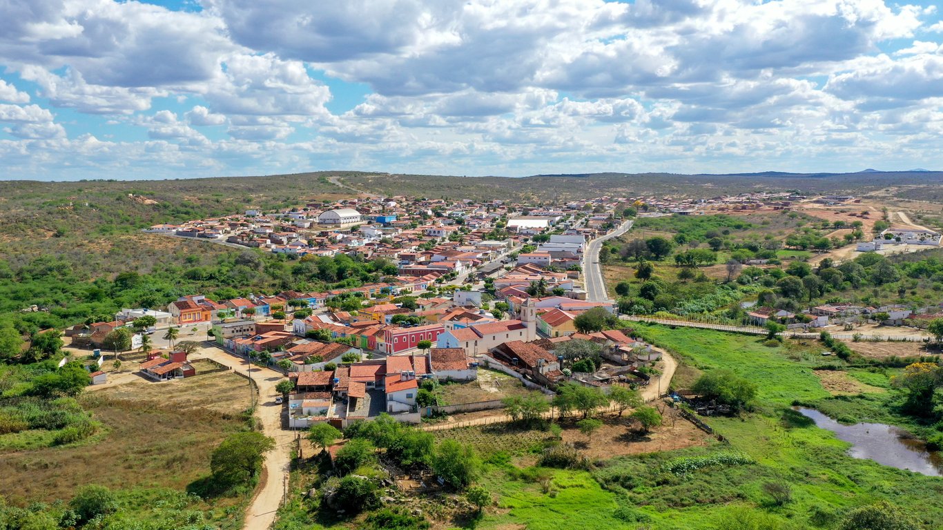 Paisagem do Cariri paraibano ao entardecer