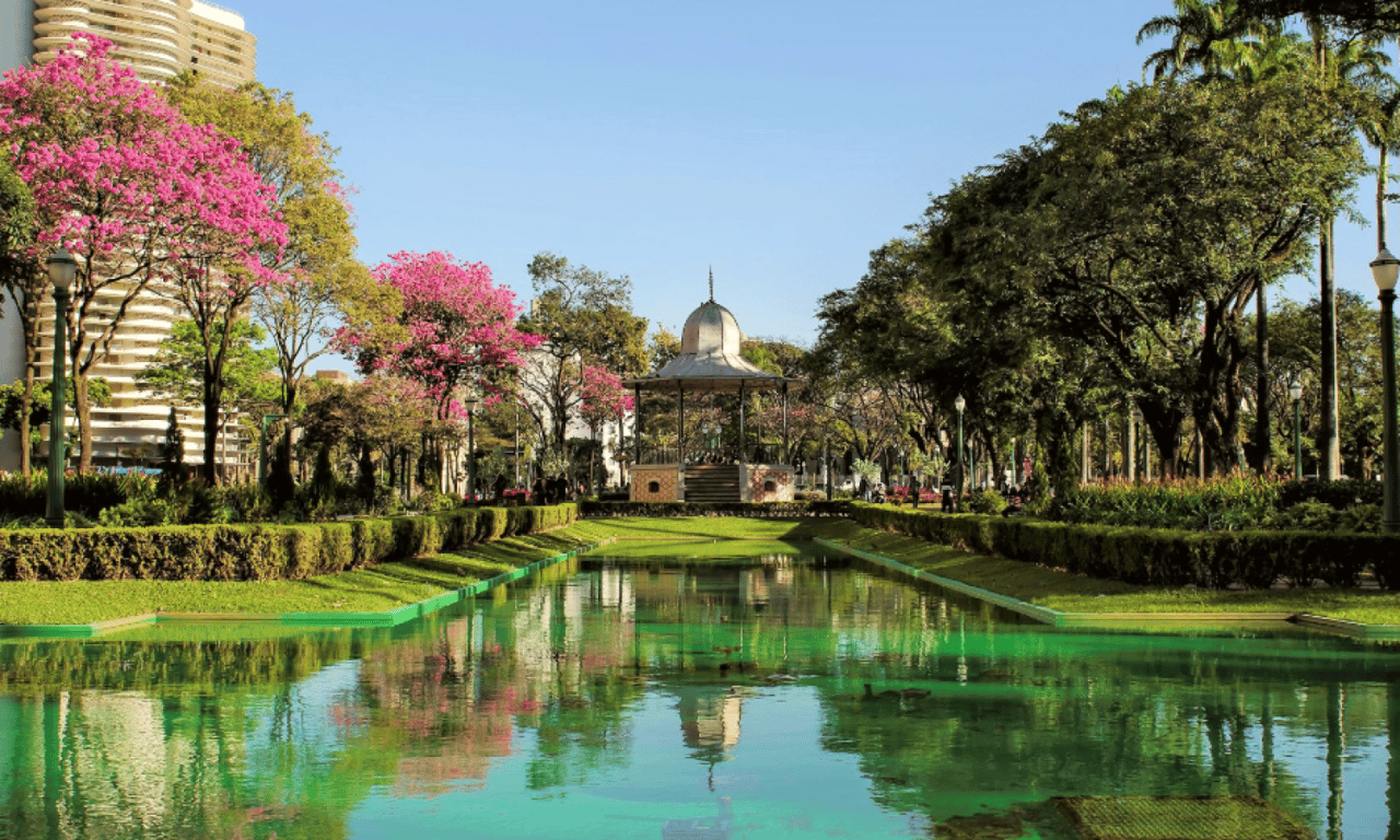 Belo Horizonte — Lagoa da Pampulha ao entardecer