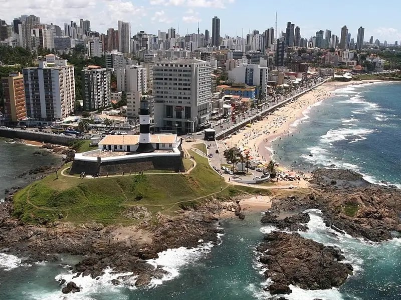 É uma imagem do post com o título Fundação Estatal Saúde da Família BA abre processo seletivo com mais de 100 vagas em TI
