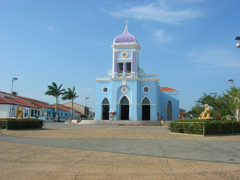 Santuário de São José de Ribamar na orla marítima