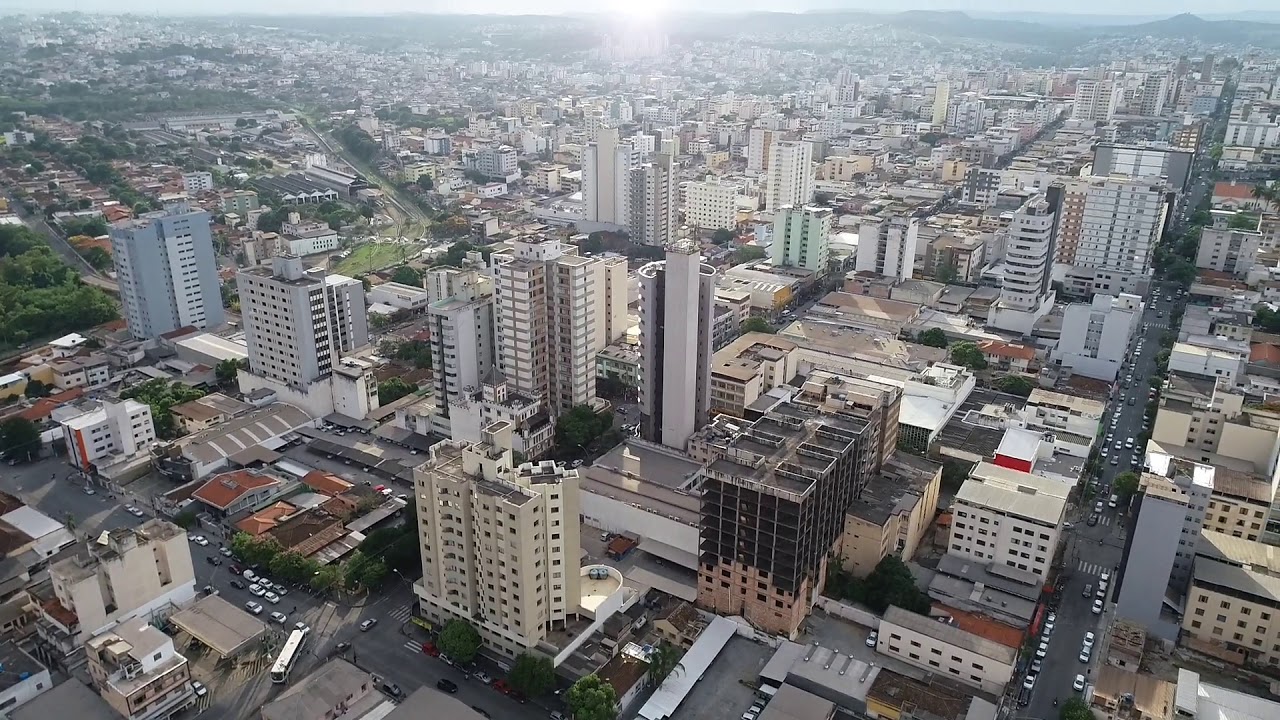 Vista aérea da região de Divinópolis, próxima a Perdigão (MG)