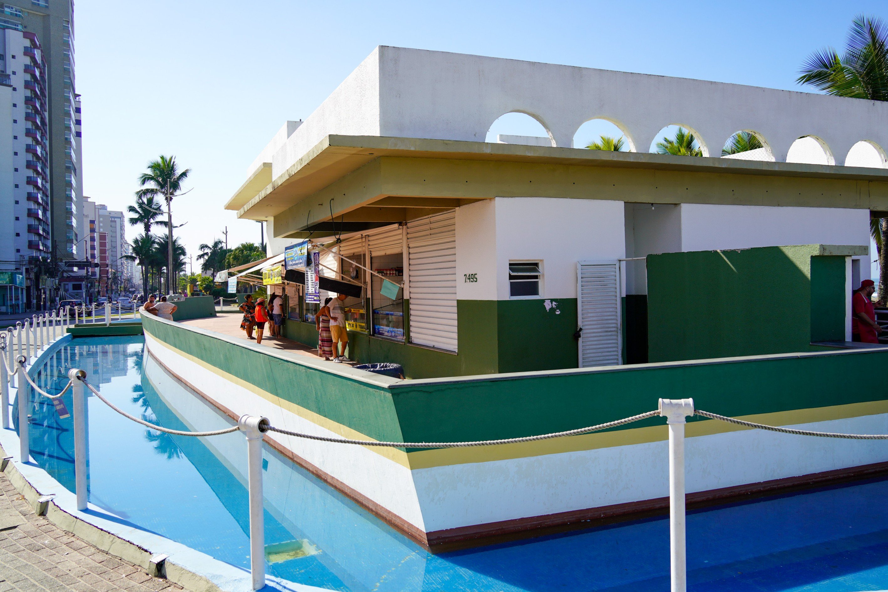 Edificação pública em Praia Grande SP