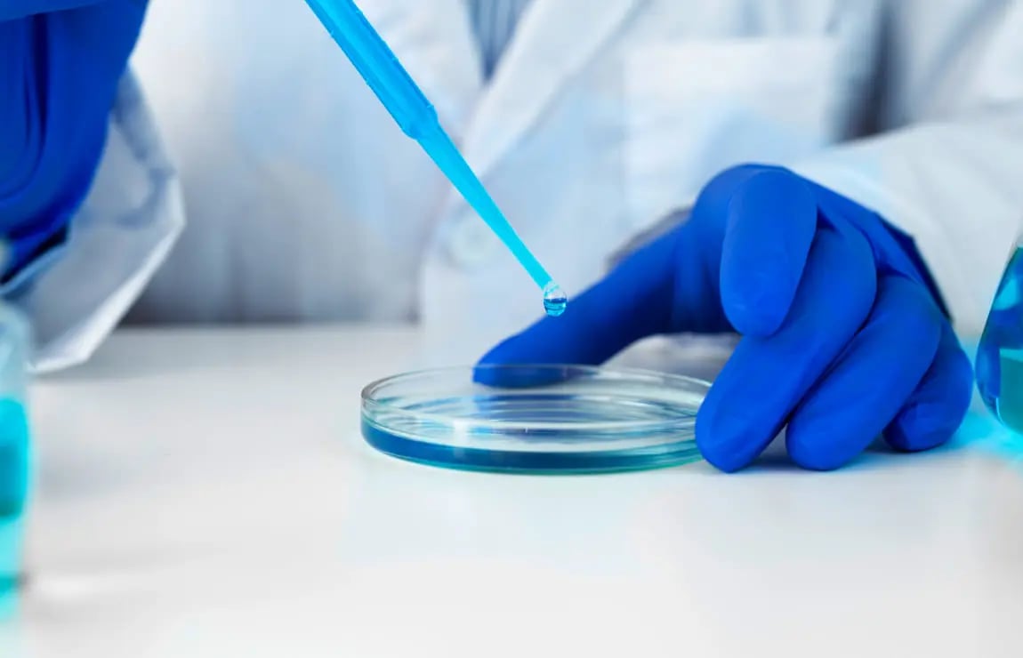 Farmacêutico em ambiente clínico