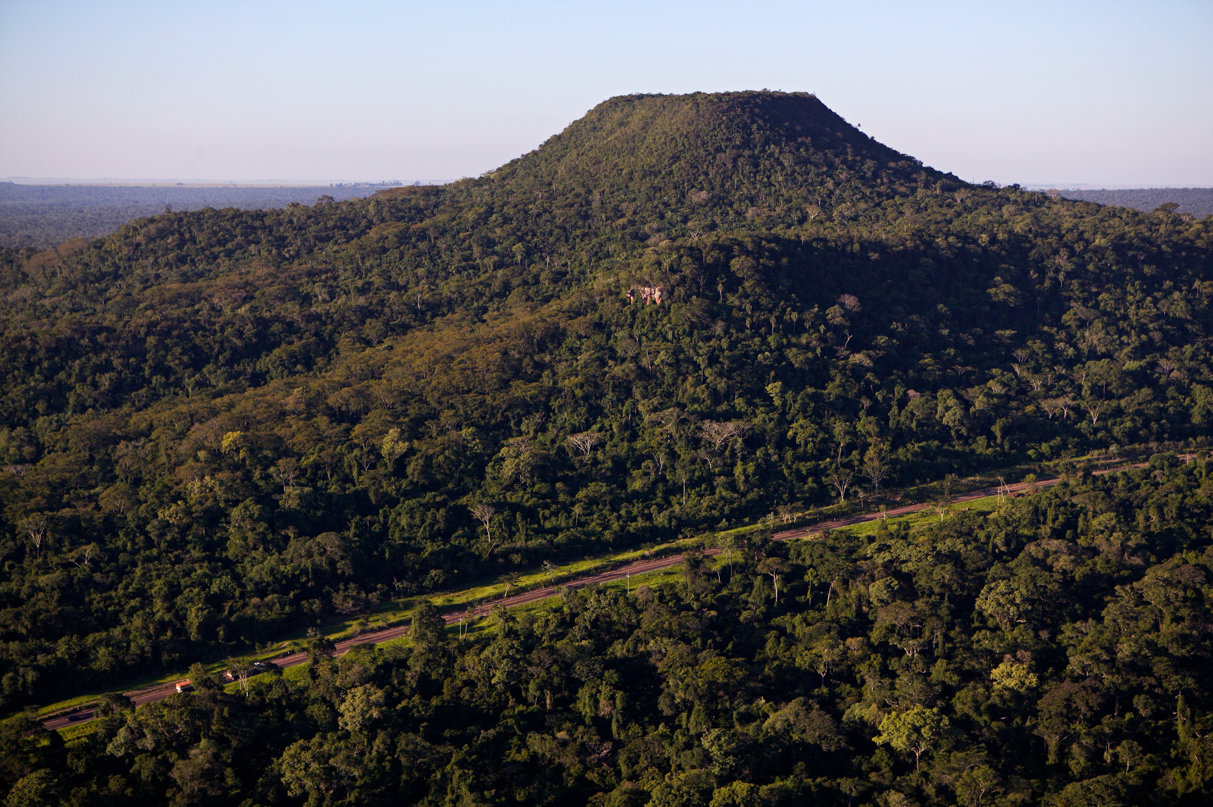Parque Estadual do Morro do Diabo em Teodoro Sampaio SP