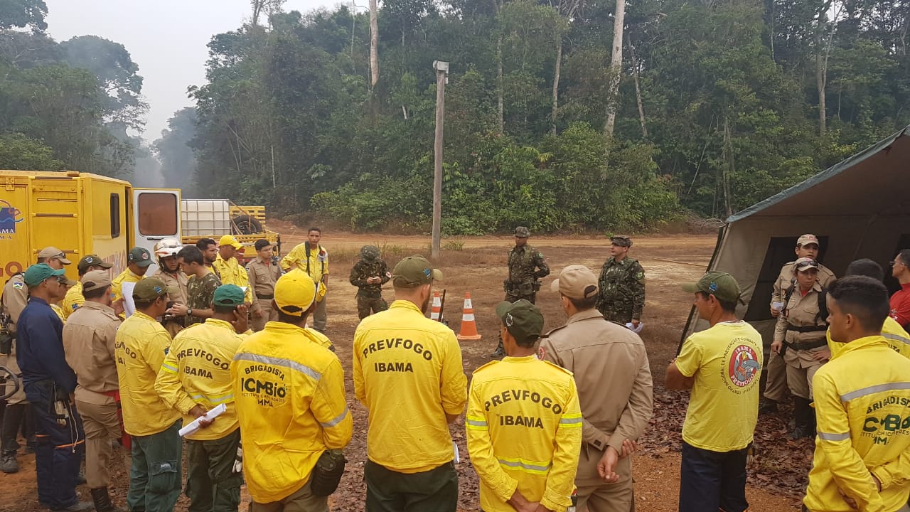 Brigada ambiental em ação na Amazônia