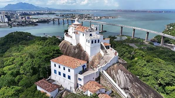 Concurso Polícia Militar do Espírito Santo abre 2 vagas para médico psiquiatra