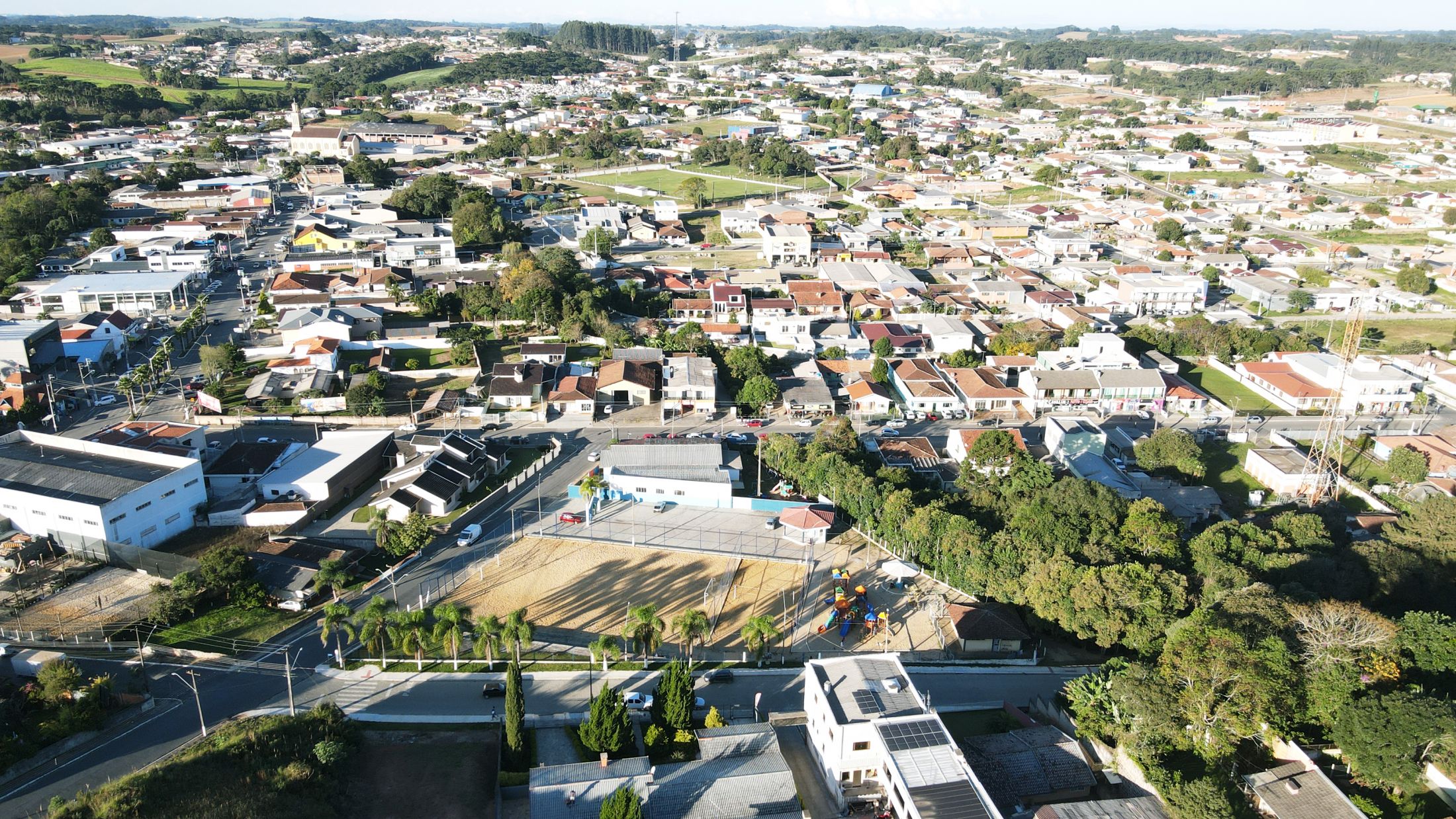 É uma imagem do post com o título Concurso Prefeitura de Contenda PR abre vagas níveis fundamental e superior