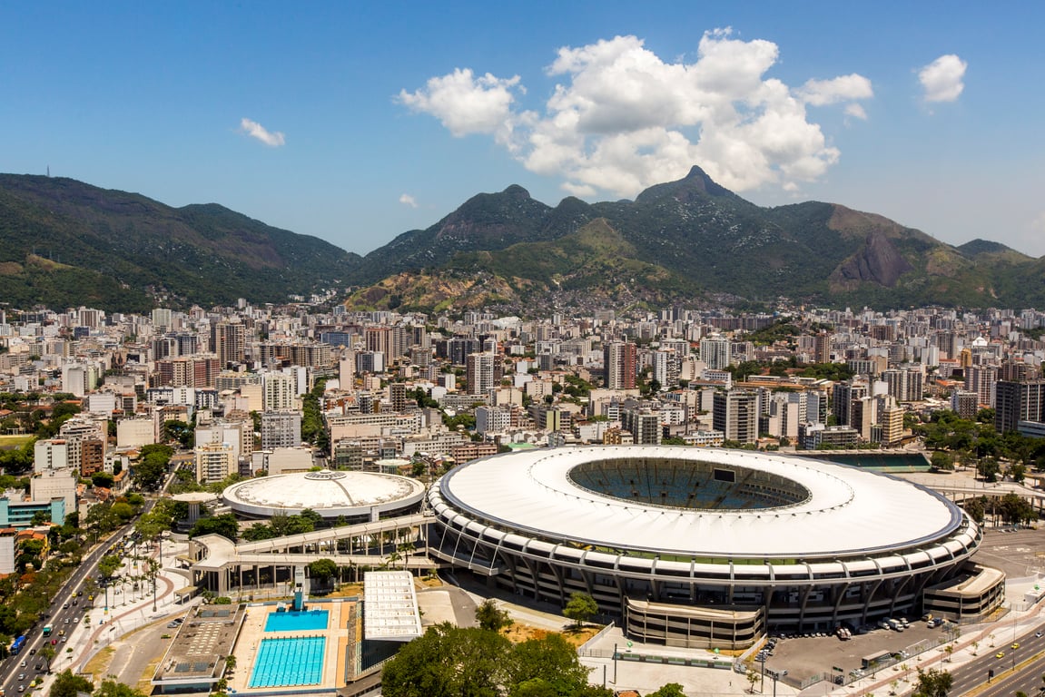 Vista aérea do Maracanã e entorno urbano