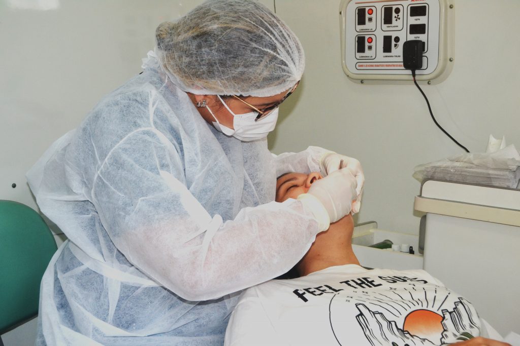 Atendimento odontológico no SUS