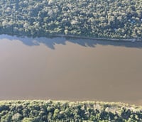 Paisagem do Rio Araguaia na região sudeste do Pará, próxima a São Geraldo do Araguaia (Crédito: Entre Parques BR).