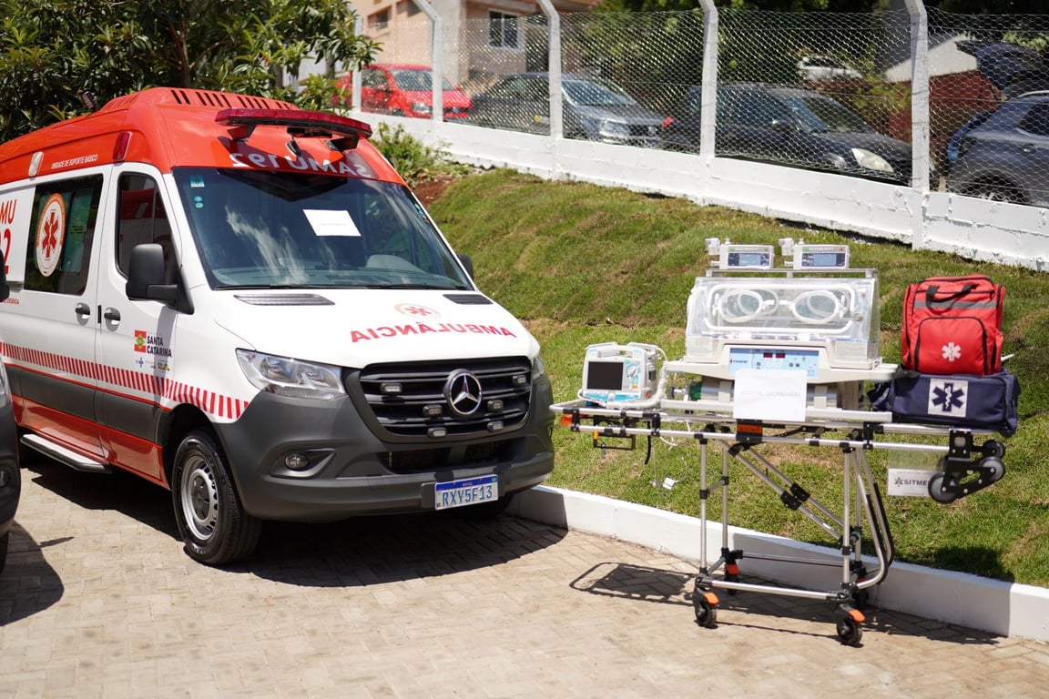 Ambulância do SAMU no litoral de SC