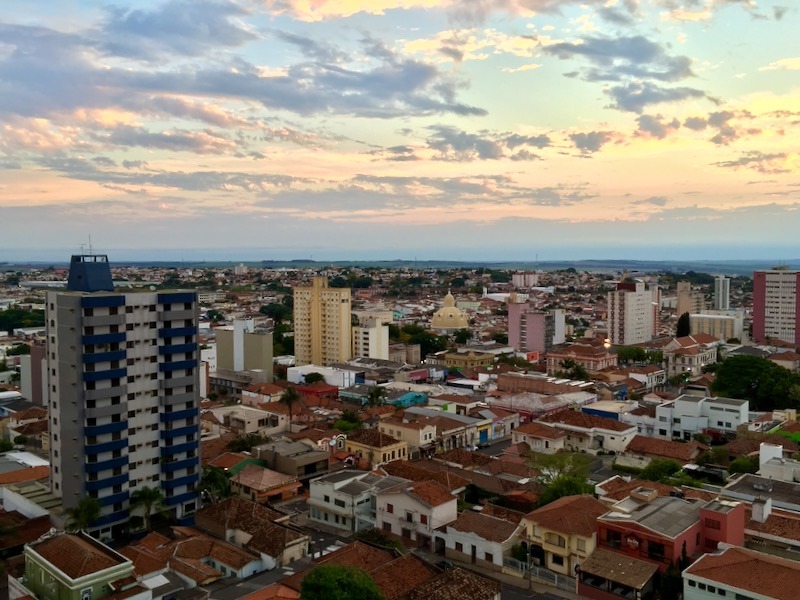 Vista urbana da região de São Carlos/Ibaté, interior de São Paulo