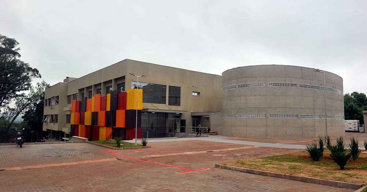 Fachada da Etec Vasco Antonio Venchiarutti, em Jundiaí