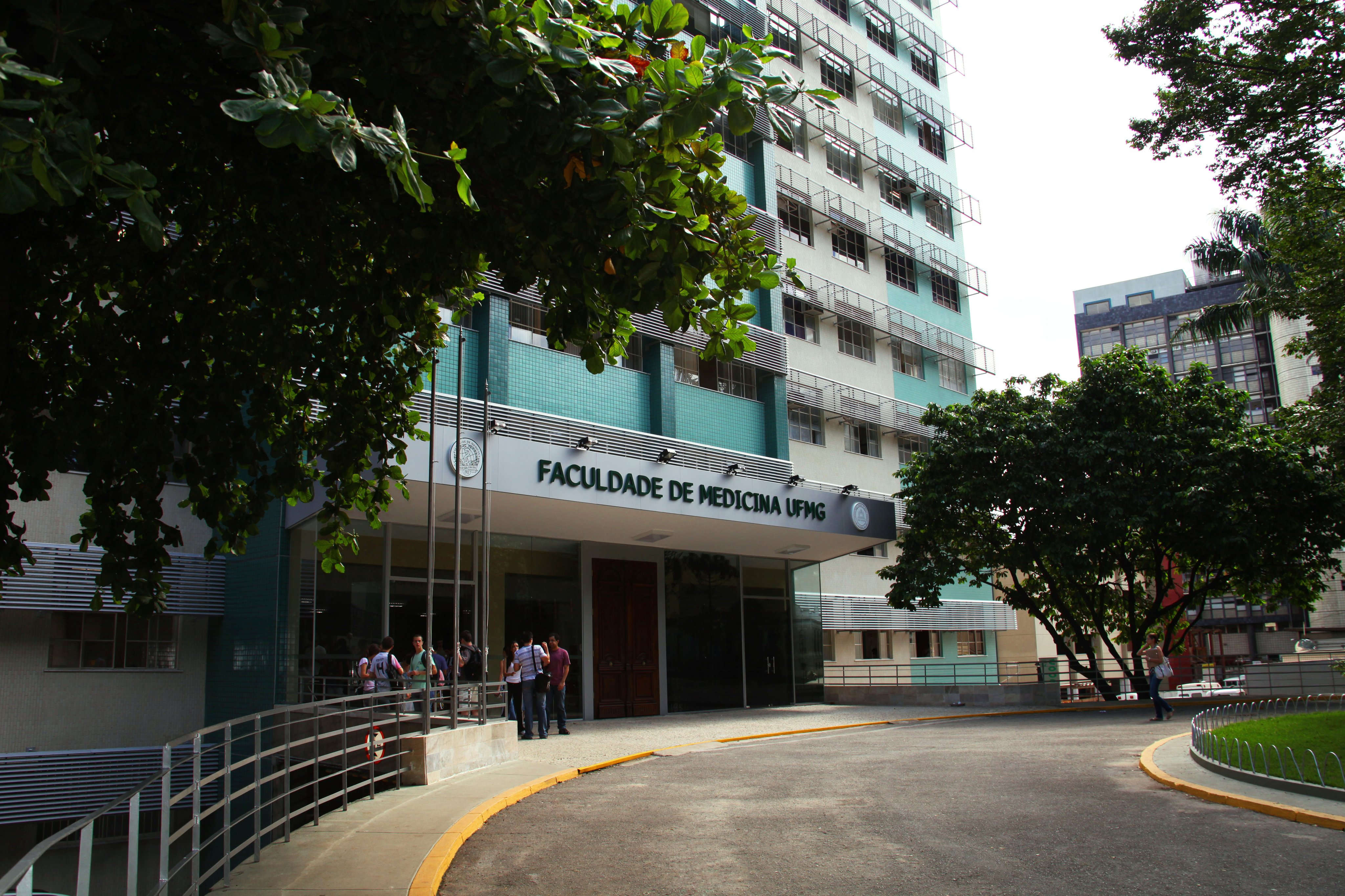 Fachada da Faculdade de Medicina da UFMG