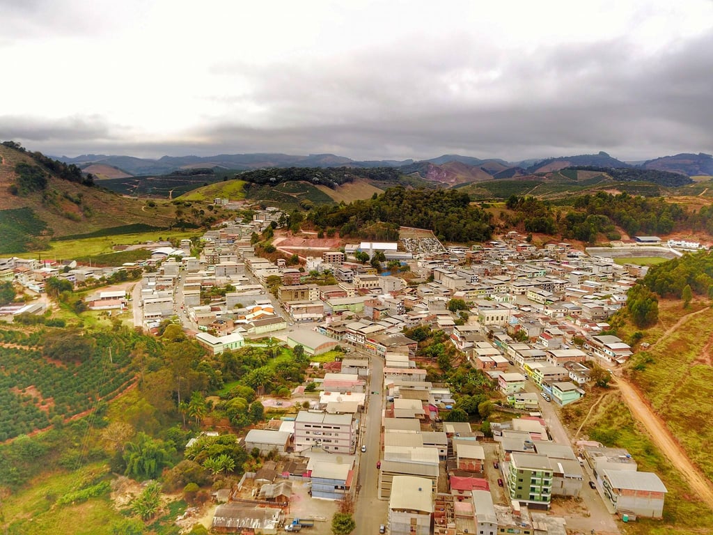 É uma imagem do post com o título Prefeitura de Irupi ES abre processo seletivo para odontólogo ESF