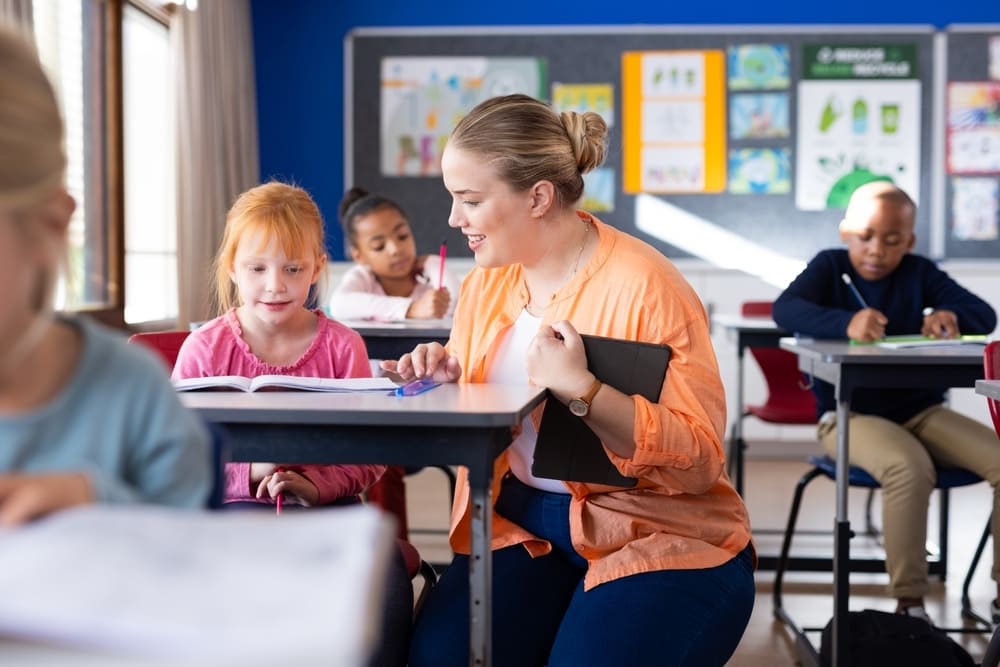 Sala de aula: materiais didáticos e ambiente acolhedor