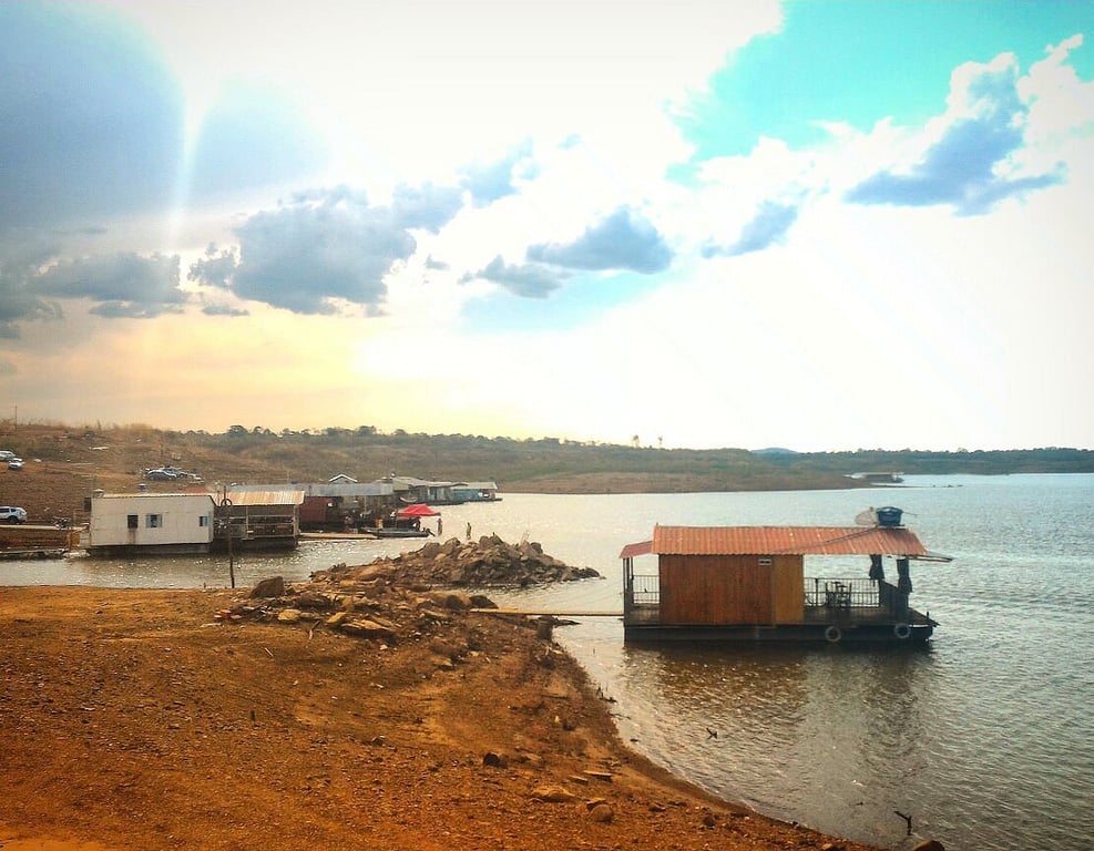 Paisagem do Lago de Serra da Mesa, em Goiás