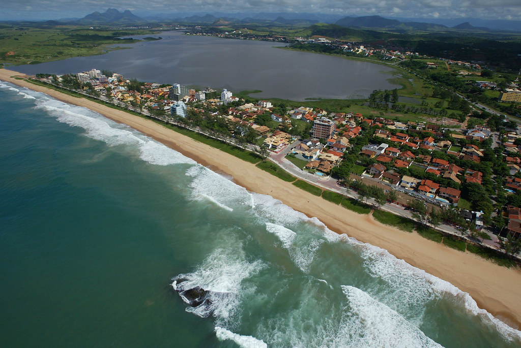 Vista aérea de Macaé ao entardecer