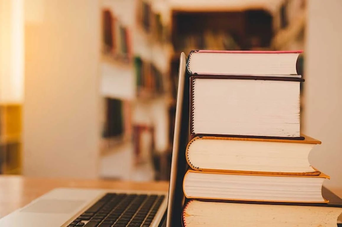 Ambiente de loja/livraria universitária moderna