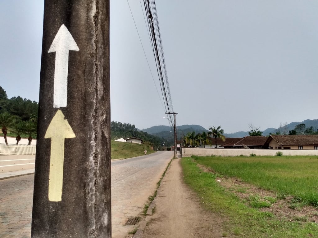 Estrada rural no interior de Santa Catarina