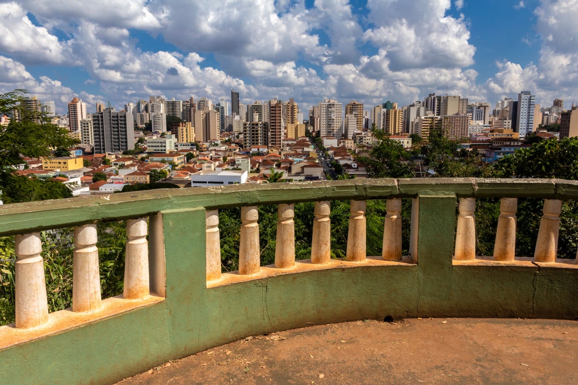 É uma imagem do post com o título Concurso SAAE Barretos SP reabre inscrições e retifica edital com vagas