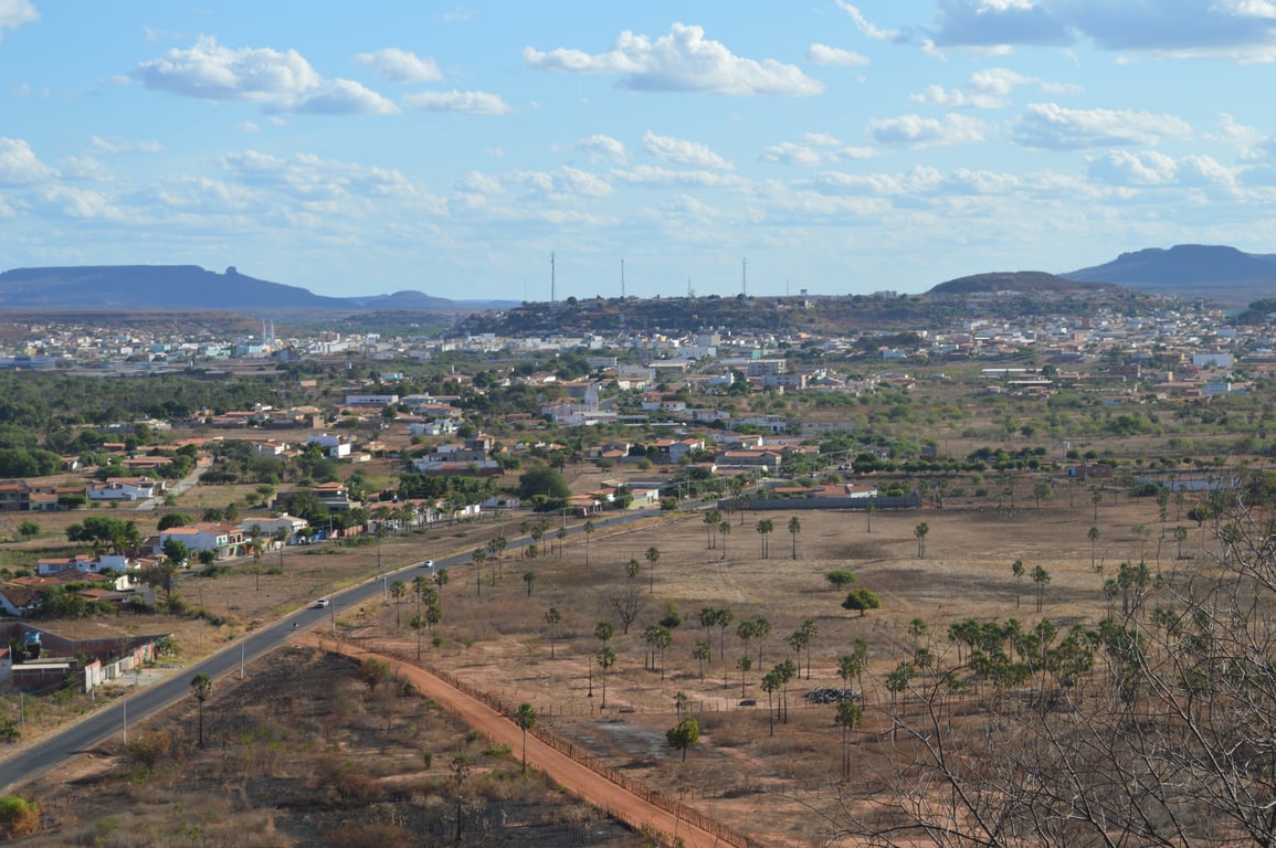 Vista aérea de Picos PI ao entardecer
