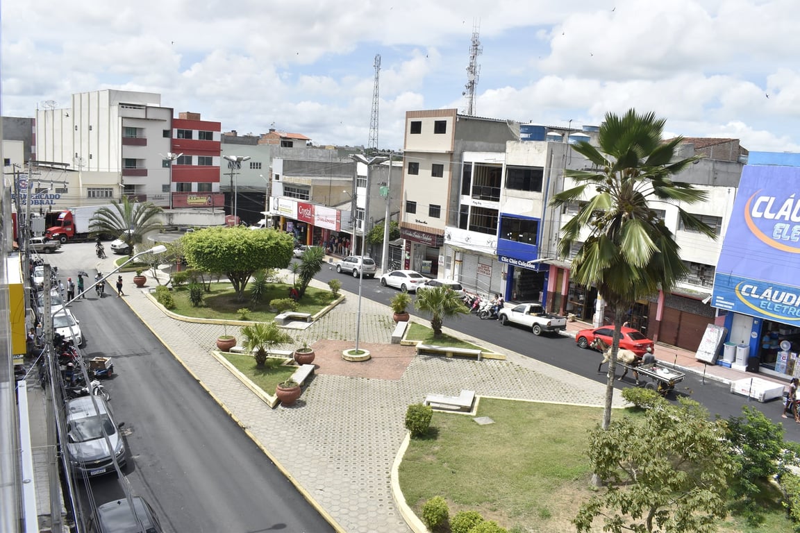 Centro urbano de Lajedo, sede da comarca do processo