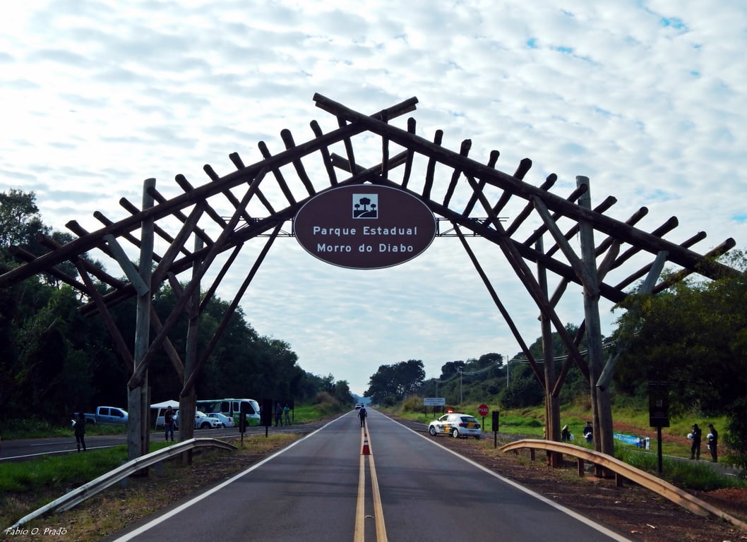 Parque Estadual do Morro do Diabo, referência ambiental da região