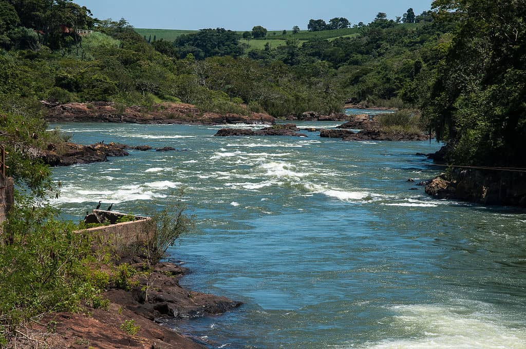 Rio Paranapanema em Piraju SP