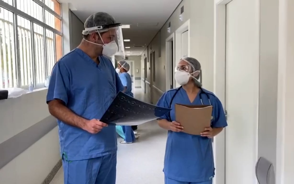 Corredor de hospital público em Minas Gerais